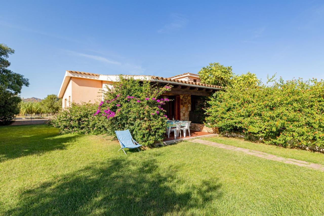 Appartamento Trilocale Le Canne 6 Posti Letto Con Giardino San Teodoro  Ngoại thất bức ảnh