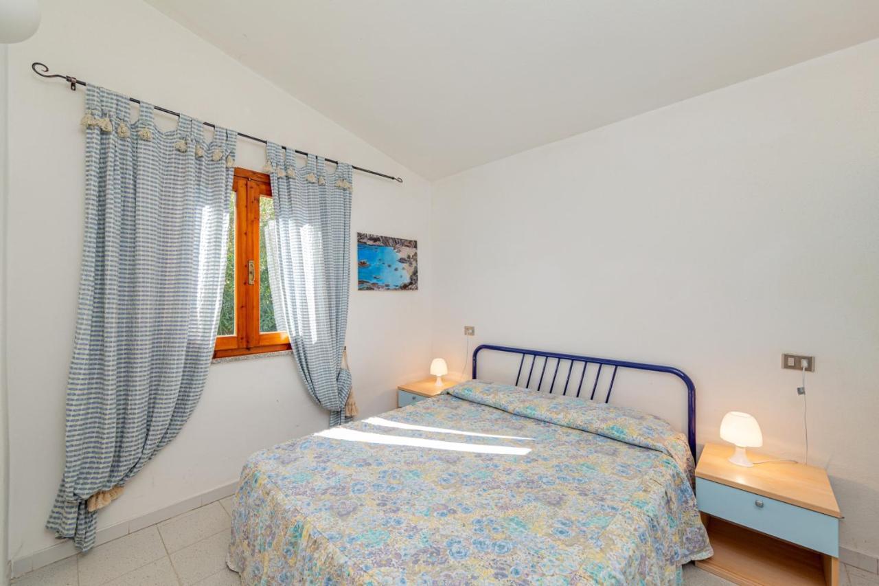 Appartamento Trilocale Le Canne 6 Posti Letto Con Giardino San Teodoro  Ngoại thất bức ảnh